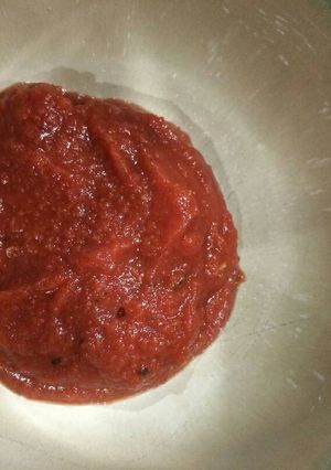 A picture of Easy Homemade Ketchup.