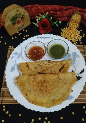 A picture of Chana Dal Chilla.