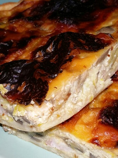 Una foto de Quiche de puerros, setas y bacon