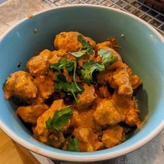 A picture of Chicken Tikka Masala.