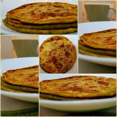 A picture of Palak Paneer Paranthas.