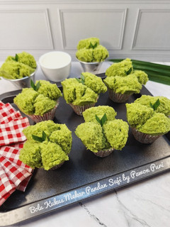 Foto resep Bolu Kukus Mekar Pandan Suji