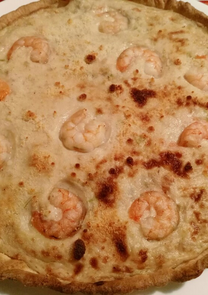 Una foto de Quiche de atún y gambas