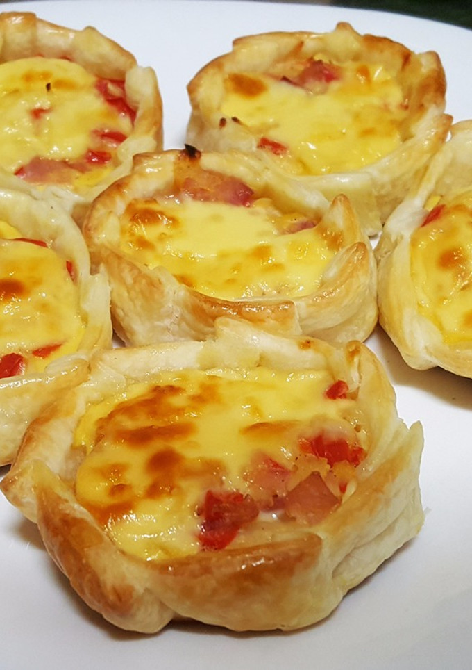 Una foto de Canastitas de jamón y queso