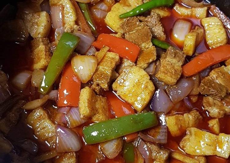 Step-by-Step Guide to Make Ultimate Pork Chilly Fry 🐷