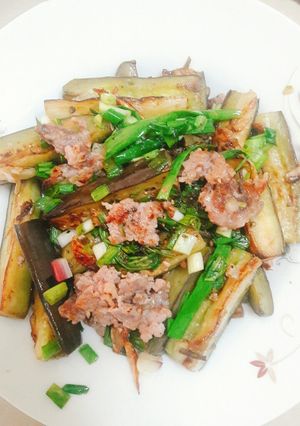 Hình của món Cà tím xào thịt băm.