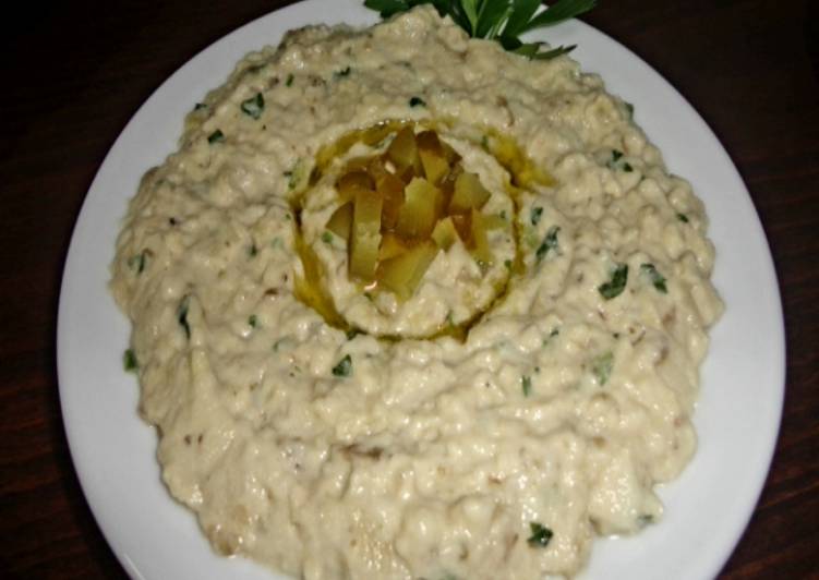 متبل الباذنجان (البابا غنوج)