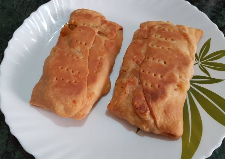 Recipe of Quick Paneer Soya stuffed Veg Pockets