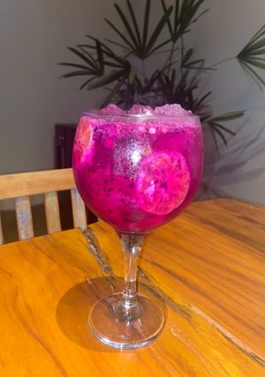 Foto de Gin tônica de Pitaya