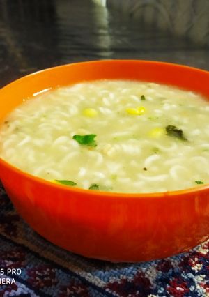 A picture of Chicken maggi soup.