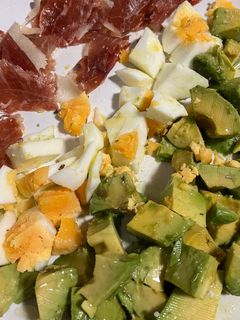Una foto de Una ensalada sabrosa y fresca!! En 5 minutitos!!