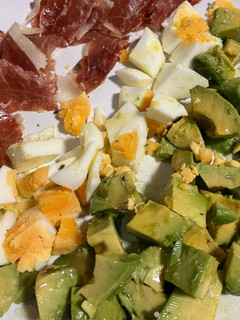 Una foto de Una ensalada sabrosa y fresca!! En 5 minutitos!!