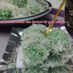 A picture of Klepon Pandan Gurih dan lembut isi gula kelapa.