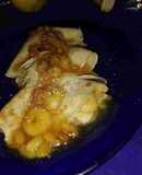 Panqueque relleno con plátanos