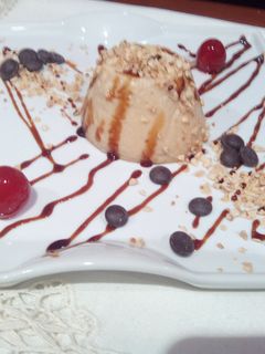 Una foto de Panna cotta de turrón de Jijona
