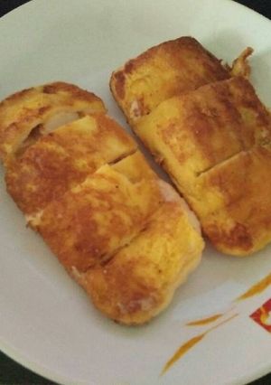 รูปของ ขนมปังทอดใส้ไก่ชีส