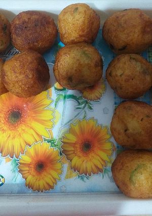 A picture of Potato Balls.