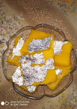 A picture of Mango burfi.