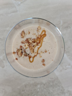 A picture of Banana and peanut butter smoothie.