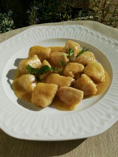 Una foto de Pollo en salsa de naranja