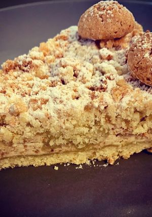 A picture of Sbriciolata with Ricotta and Amaretti.