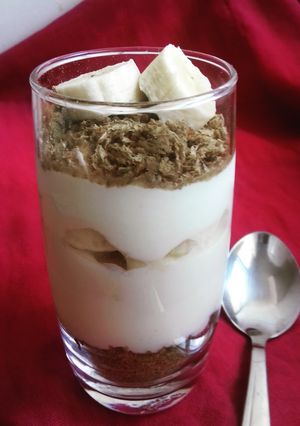 A picture of Banana Yoghurt Parfait.