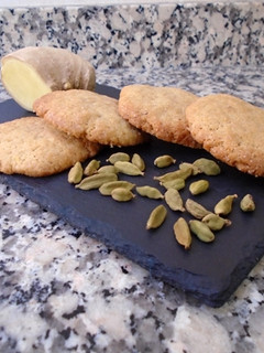 Foto principal de Galletas de jengibre y cardamomo