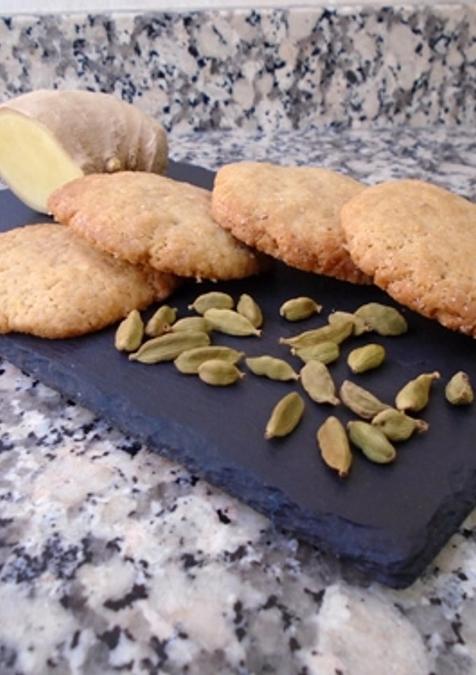 Una foto de Galletas de jengibre y cardamomo