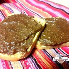 Una foto de Nutella casera