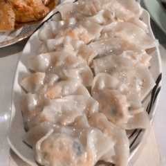 A picture of Gyoza Panggang (Yaki Gyoza/Pan-Fried Gyoza).