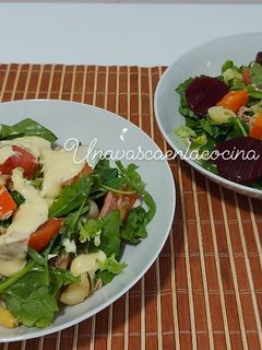 Una foto de Ensalada de pasta con salsa de mostaza o tradicional