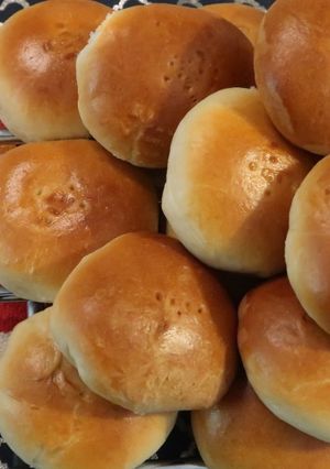 A picture of Filipino pan de coco.