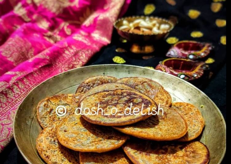 Recipe of Any-night-of-the-week WHOLE-WHEAT BANANA PANCAKES/ MITHA ATTA CHAKULI