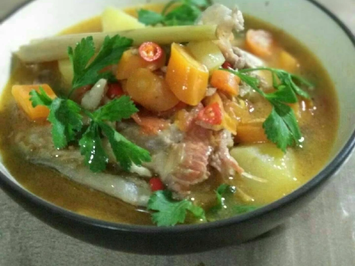 Langkah Gampang Membuat Resep Sup kepala Salmon yang Bisa Manjain Lidah Anti Ribet, Bikin Ngiler