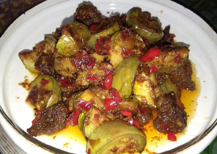 Cara Memasak Tumis terong daging sapi Yang Enak