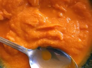 Una foto de Crema zanahoria, naranja y jengibre