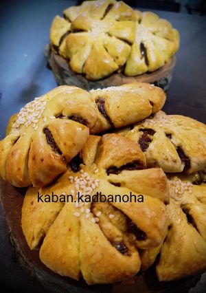 عکسی از دستور نان با مغز خرما