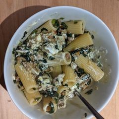 A picture of Pasta with labneh.