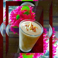 Sweet potato banana smoothie A picture of Sweet potato banana smoothie.