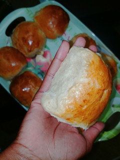 A picture of Milky Soft bread rolls.