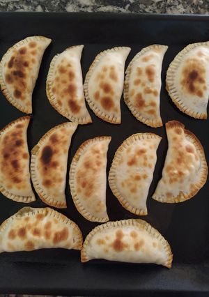 Una foto de Empanadas de pollo