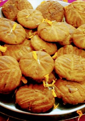 খাস্তা ঠেকুয়া (khsta thekua recipe in bengali) রেসিপির প্রধান ছবি