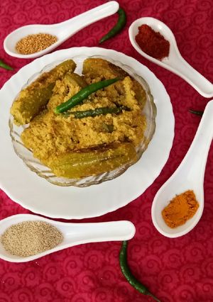 পটল পোস্ত (pointed Gourd with Poppy seeds Recipe In Bengali) রেসিপির প্রধান ছবি
