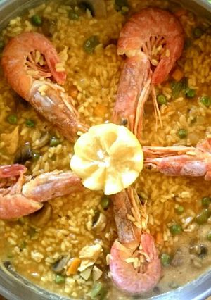 Una foto de Paella económica