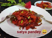 A picture of red chilli tomato ketchup