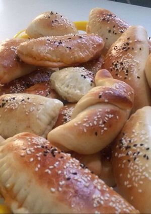 صورة لوصفة فطائر بلحم و الجبن