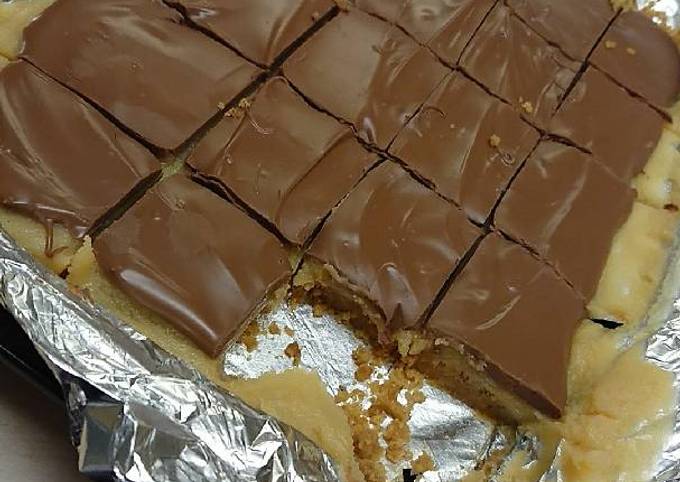 Recipe of Jamie Oliver Millionaire&#39;s Shortbread