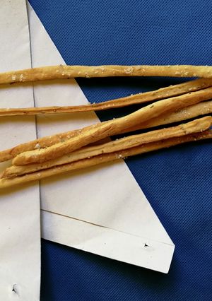 Una foto de Grisinis de romero