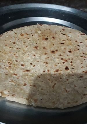 A picture of Cauliflower Parantha.