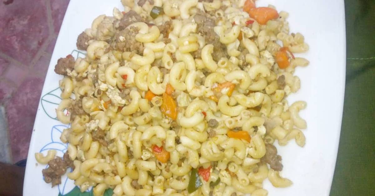 Macaroni with mince meat Recipe by farida shehu - Cookpad